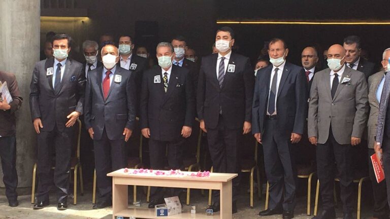 Süleyman Demirel'i rahmetle ve özlemle anıyoruz